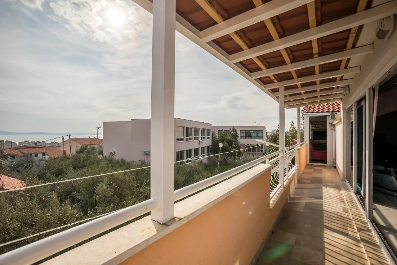 Apartment Alduk Split
